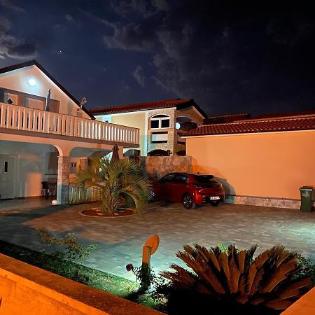 Apartamento Slatina 13/1 Vir Exterior foto