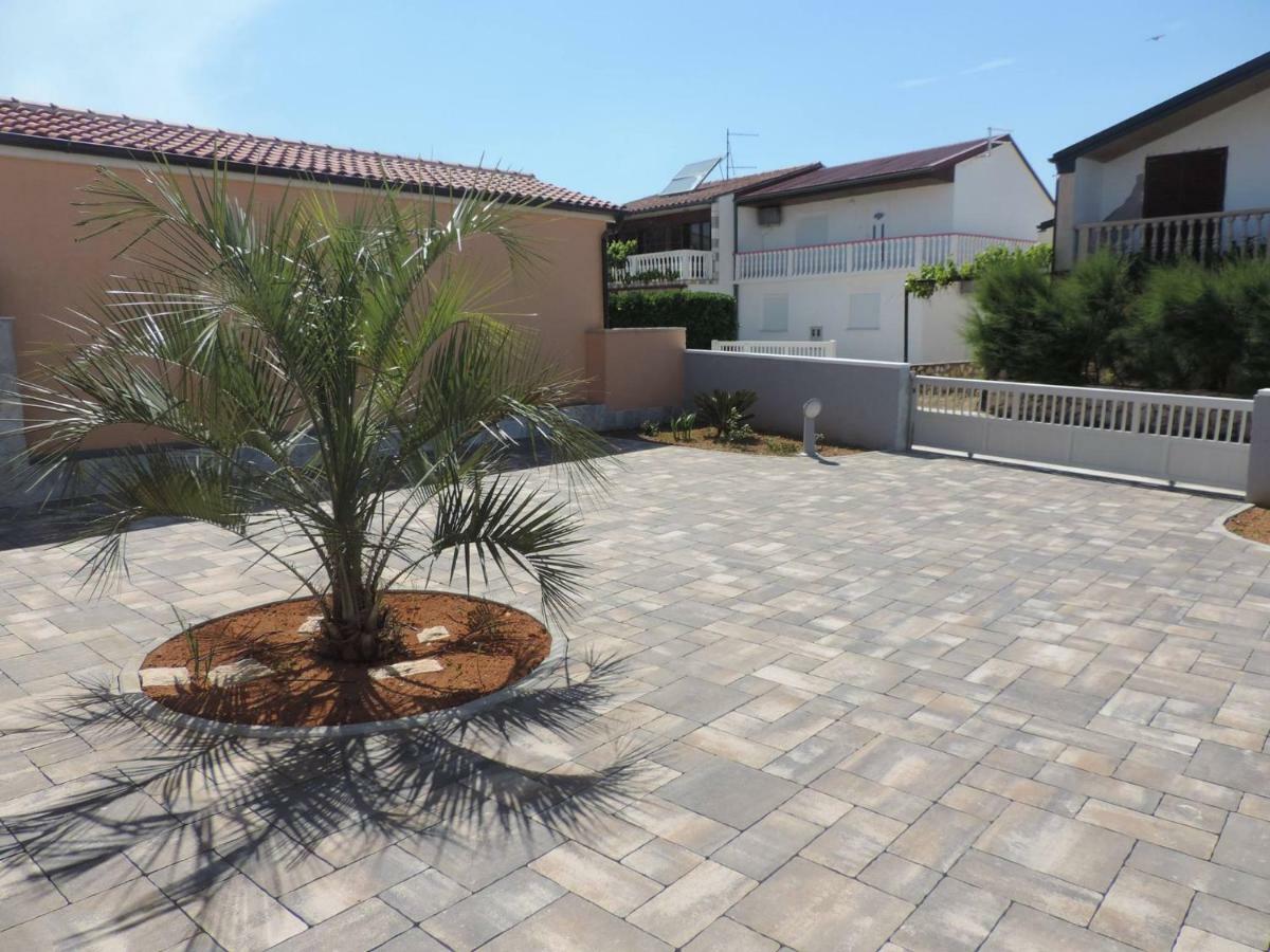 Apartamento Slatina 13/1 Vir Exterior foto